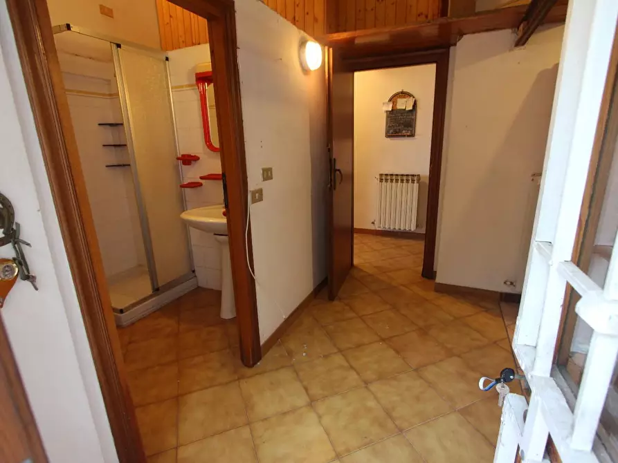 Immagine 15 di Casa semindipendente in vendita  a La Spezia