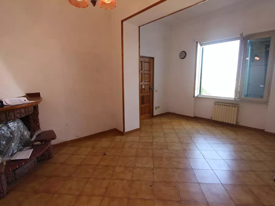 Immagine 18 di Casa semindipendente in vendita  a La Spezia