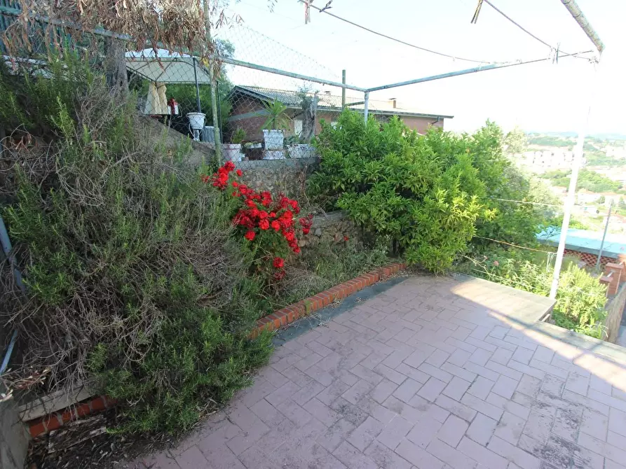 Immagine 5 di Casa semindipendente in vendita  a La Spezia