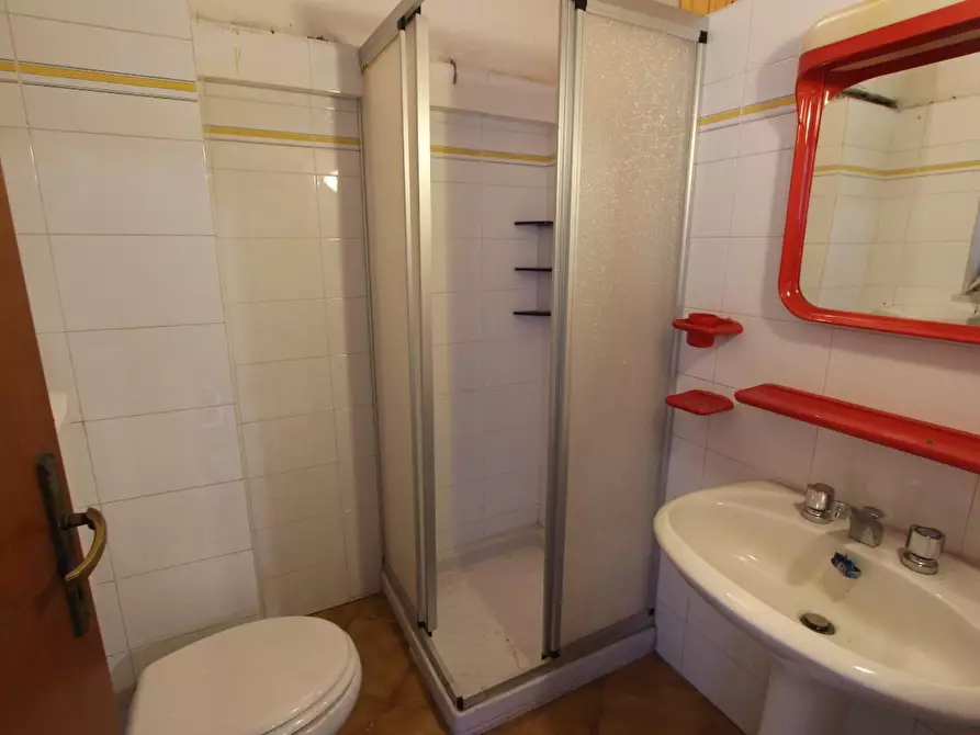 Immagine 16 di Casa semindipendente in vendita  a La Spezia