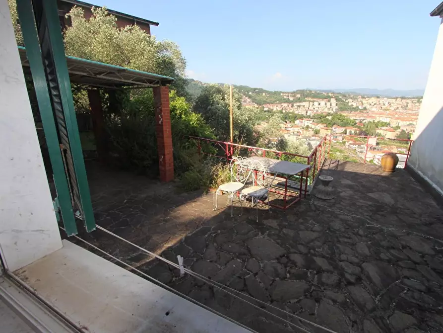 Immagine 3 di Casa semindipendente in vendita  a La Spezia