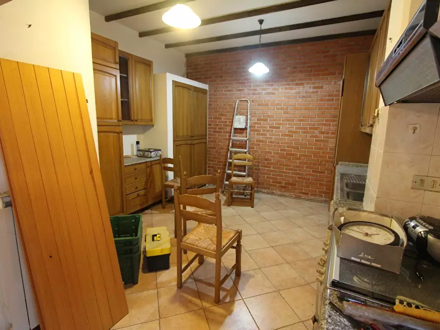 Immagine 14 di Casa semindipendente in vendita  a La Spezia