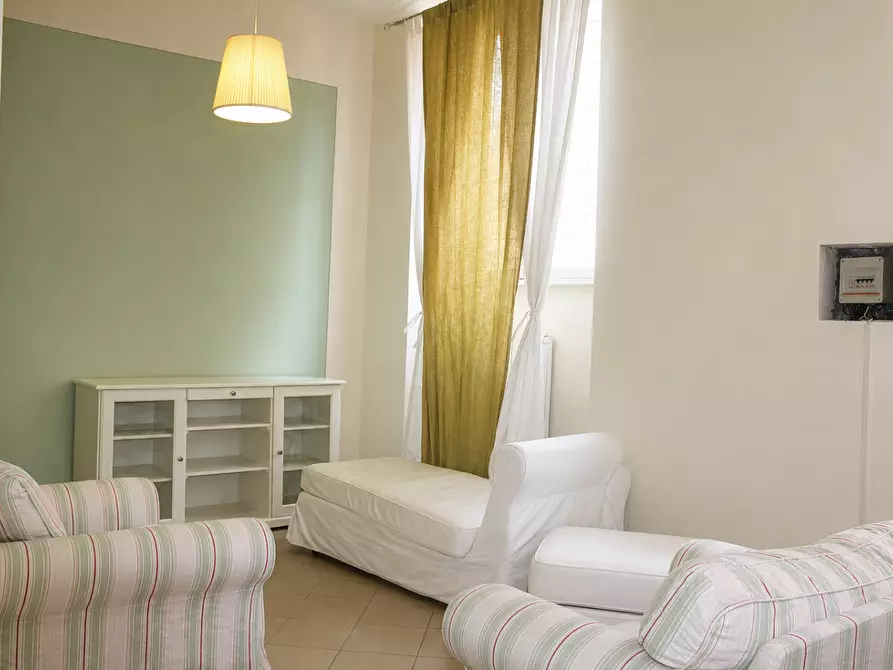 Immagine 1 di Appartamento in affitto  a Lucca