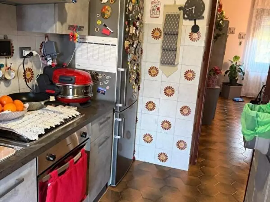 Immagine 4 di Appartamento in vendita  a Castelnuovo Magra