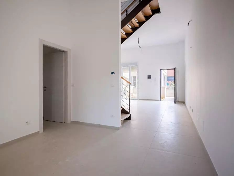 Immagine 5 di Villetta a schiera in vendita  a Cascina