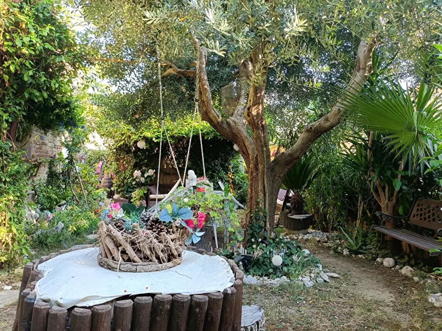 Immagine 10 di Appartamento in vendita  a Castelfiorentino