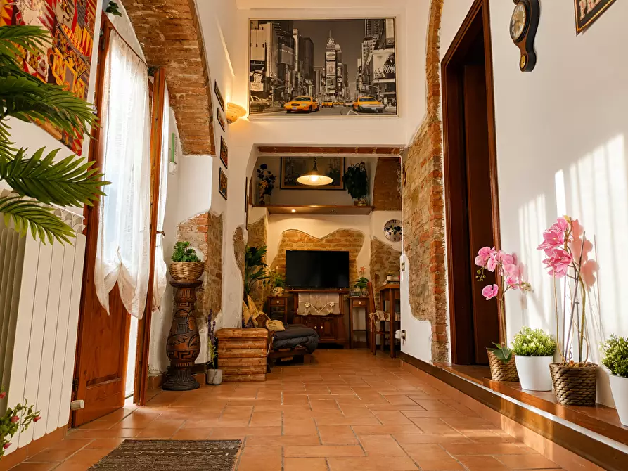 Immagine 11 di Appartamento in vendita  a Castelfiorentino