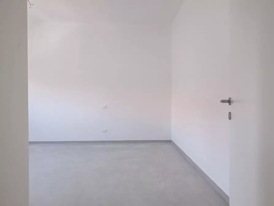 Immagine 16 di Appartamento in vendita  a Cascina