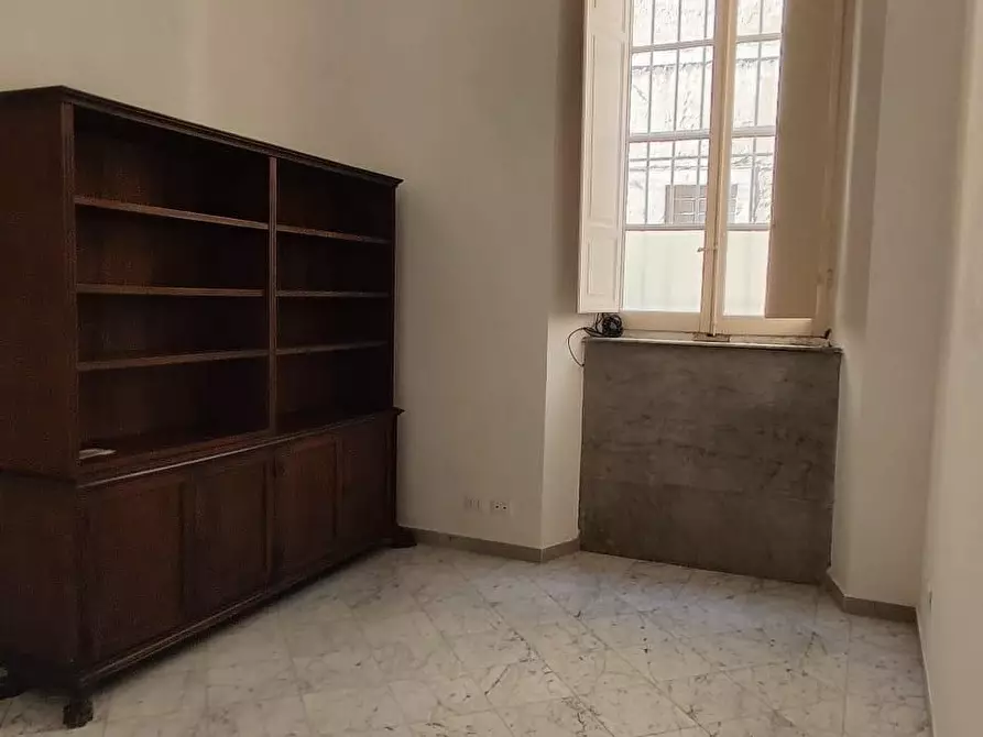 Immagine 6 di Appartamento in affitto  a Carrara