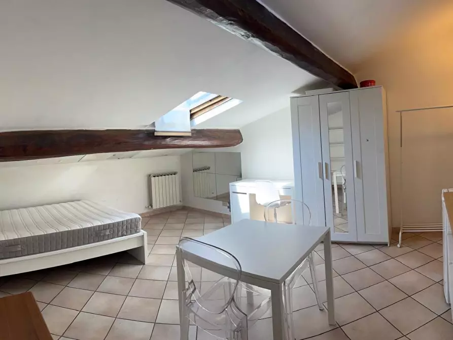 Immagine 1 di Appartamento in affitto  a Pisa