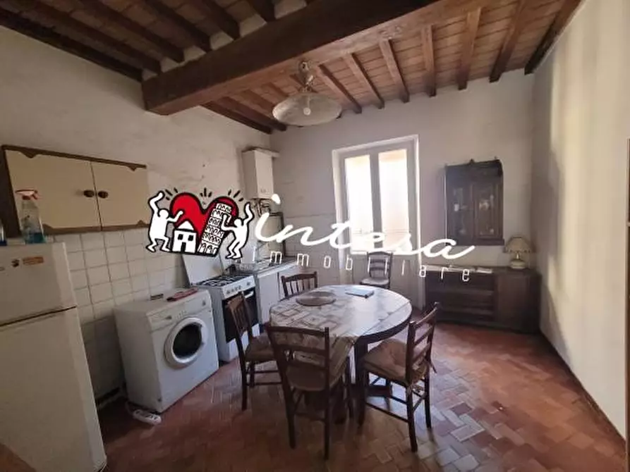 Immagine 1 di Appartamento in vendita  a Pisa