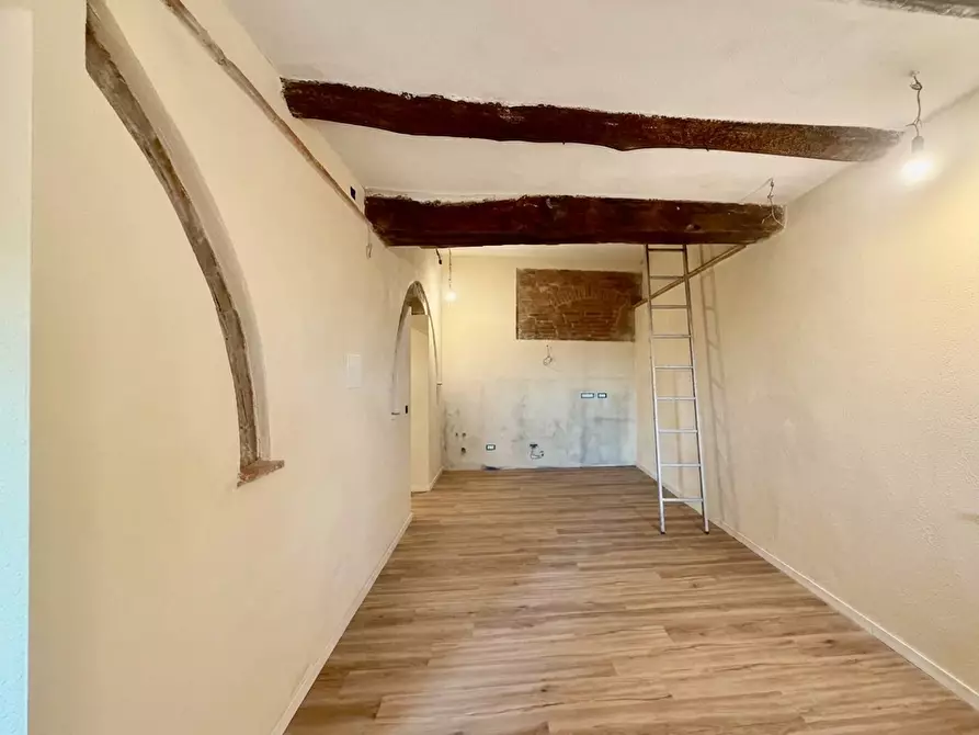 Immagine 2 di Appartamento in vendita  a Peccioli
