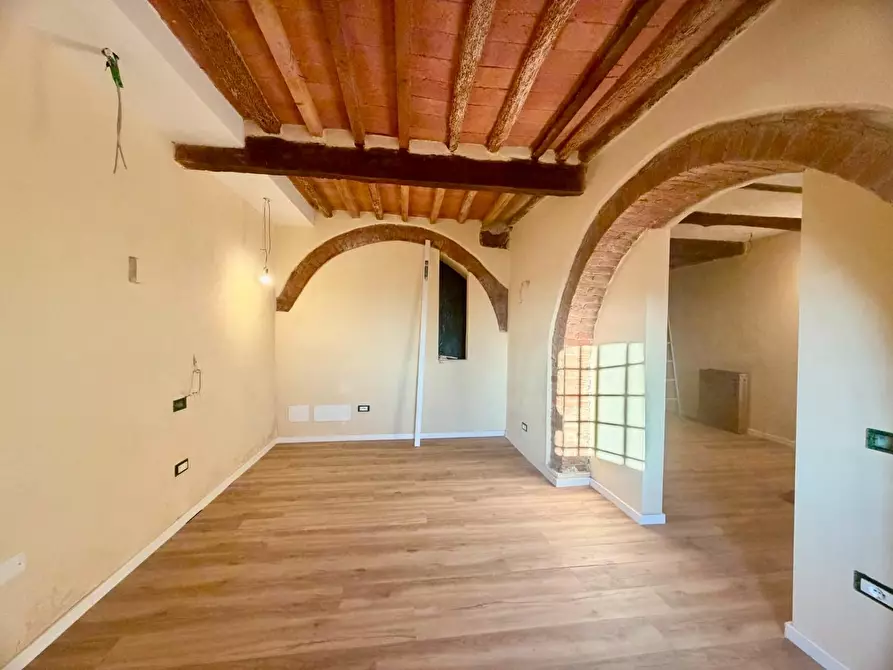 Immagine 1 di Appartamento in vendita  a Peccioli