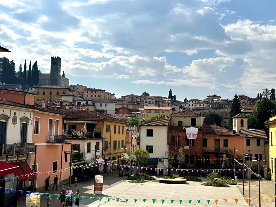 Immagine 17 di Appartamento in vendita  a Barga