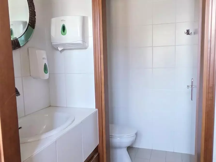 Immagine 22 di Albergo/B&B/Residence in vendita  a Licciana Nardi