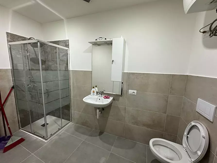 Immagine 9 di Appartamento in affitto  a Cascina