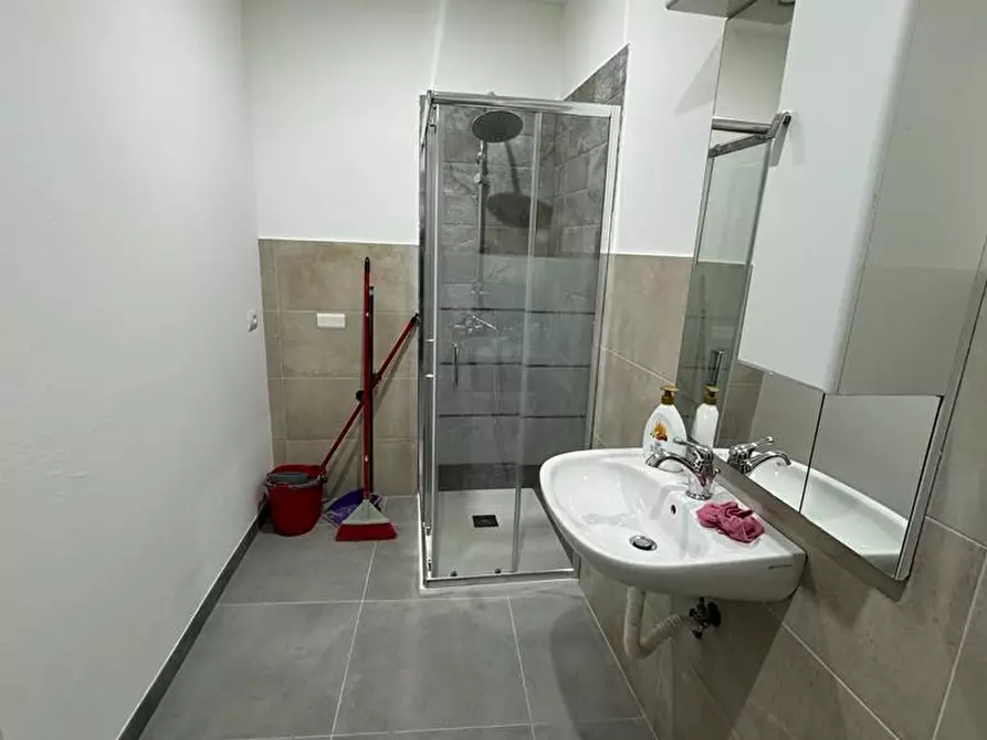 Immagine 11 di Appartamento in affitto  a Cascina