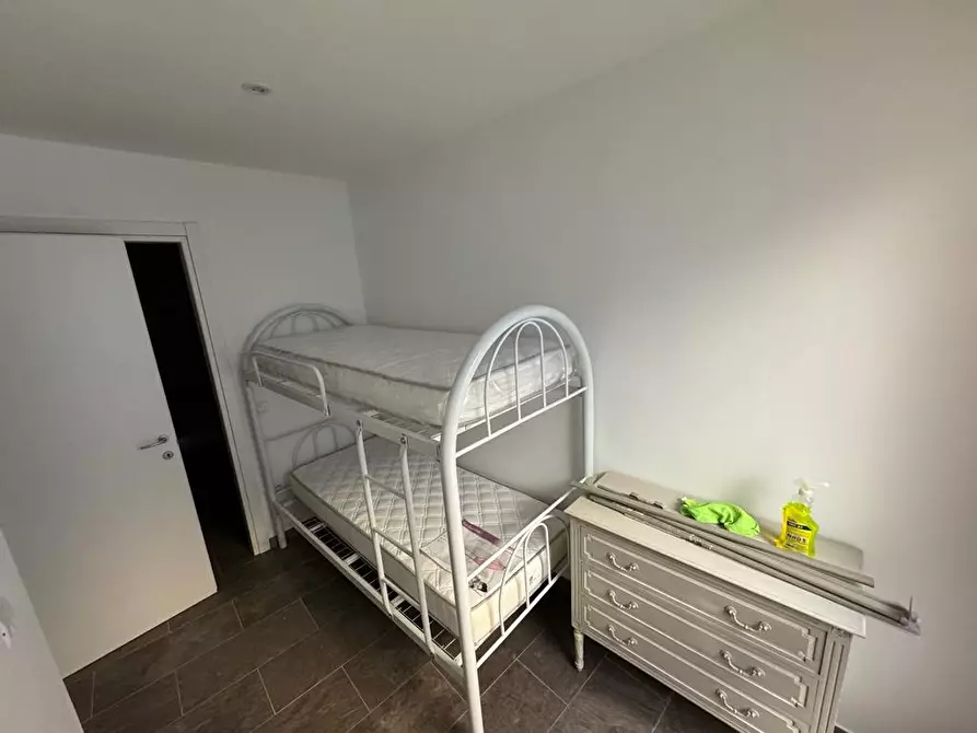 Immagine 17 di Appartamento in affitto  a Cascina