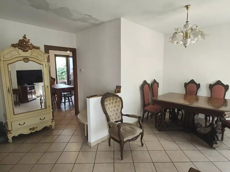 Immagine 3 di Villetta a schiera in vendita  a Pisa