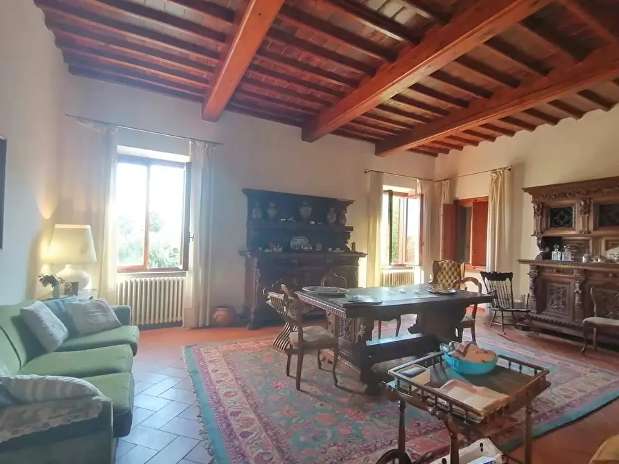 Immagine 2 di Villa in vendita  a Vicopisano