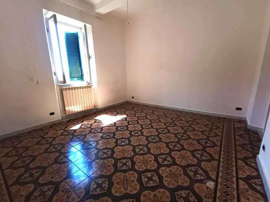 Immagine 28 di Casa semindipendente in vendita  a Carrara