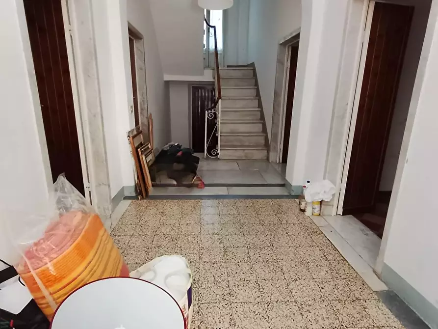 Immagine 2 di Casa semindipendente in vendita  a Carrara