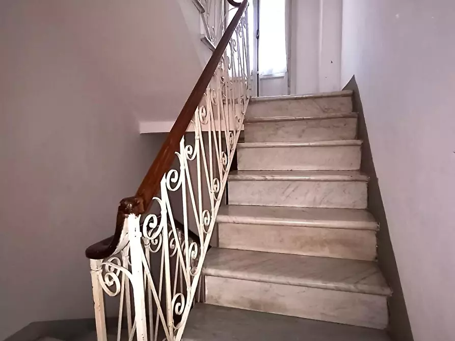 Immagine 15 di Casa semindipendente in vendita  a Carrara