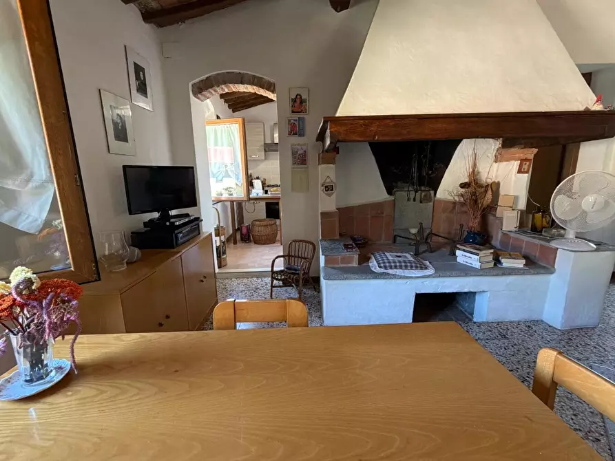 Immagine 10 di Appartamento in vendita  a Chianni
