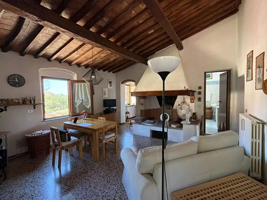 Immagine 9 di Appartamento in vendita  a Chianni