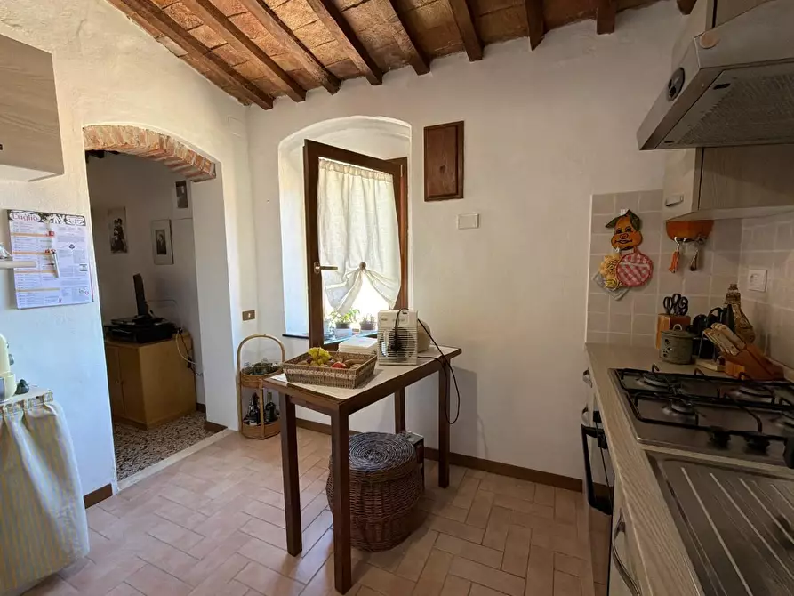 Immagine 11 di Appartamento in vendita  a Chianni