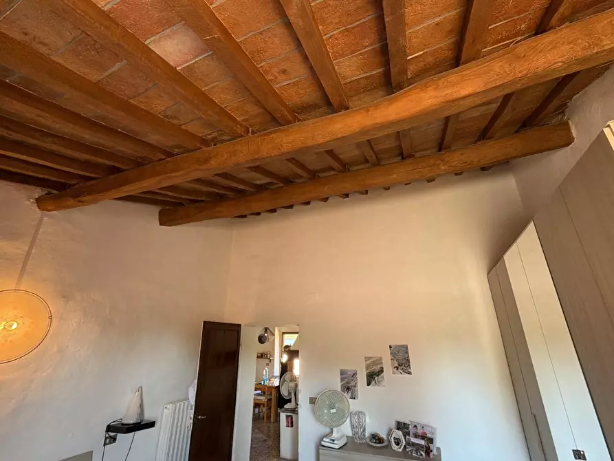 Immagine 19 di Appartamento in vendita  a Chianni