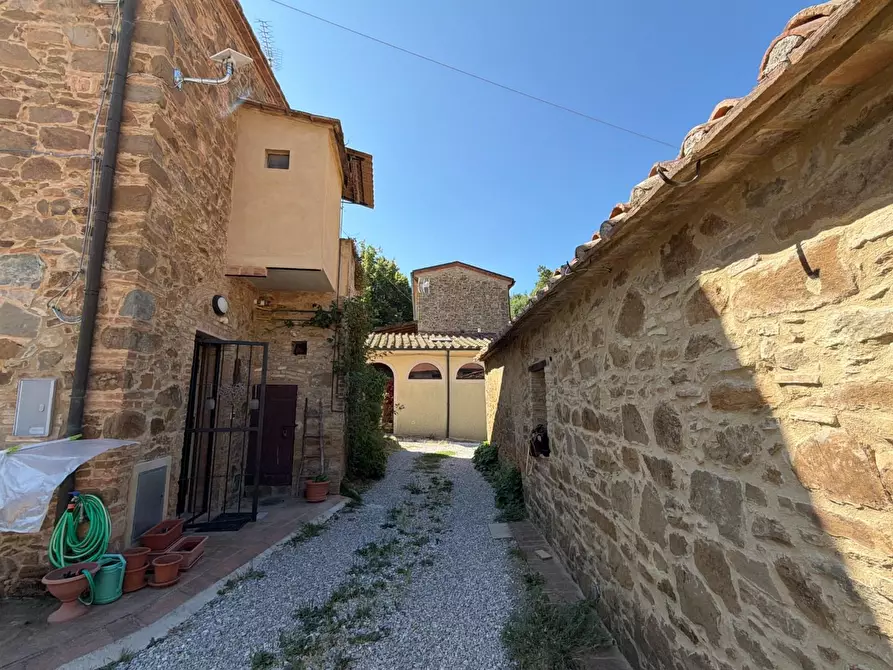 Immagine 2 di Appartamento in vendita  a Chianni
