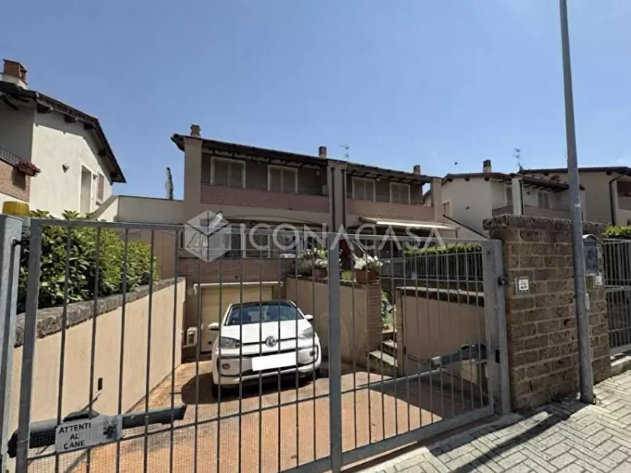 Immagine 43 di Terratetto in vendita  a Montopoli In Val D'arno