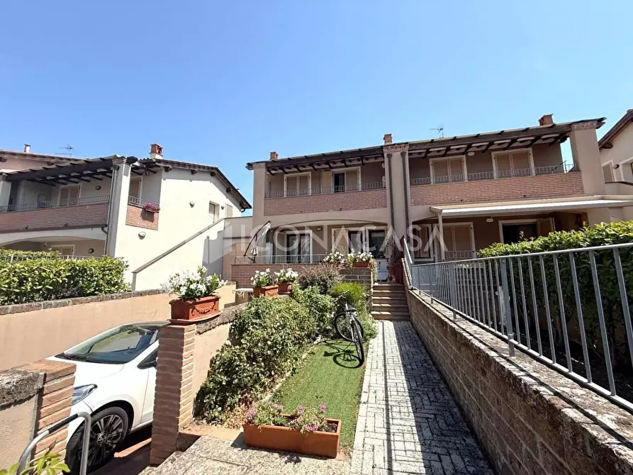 Immagine 42 di Terratetto in vendita  a Montopoli In Val D'arno