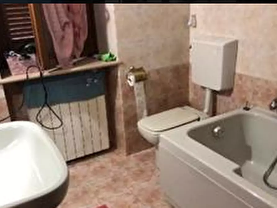 Immagine 9 di Casa indipendente in vendita  a Barbania