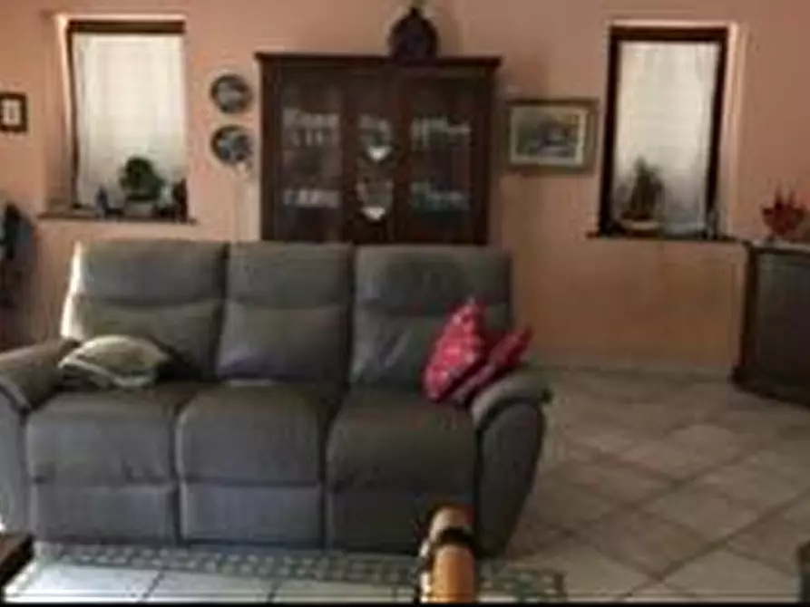 Immagine 3 di Casa indipendente in vendita  a Barbania
