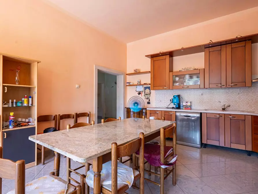 Immagine 20 di Casa bifamiliare in vendita  a Buti