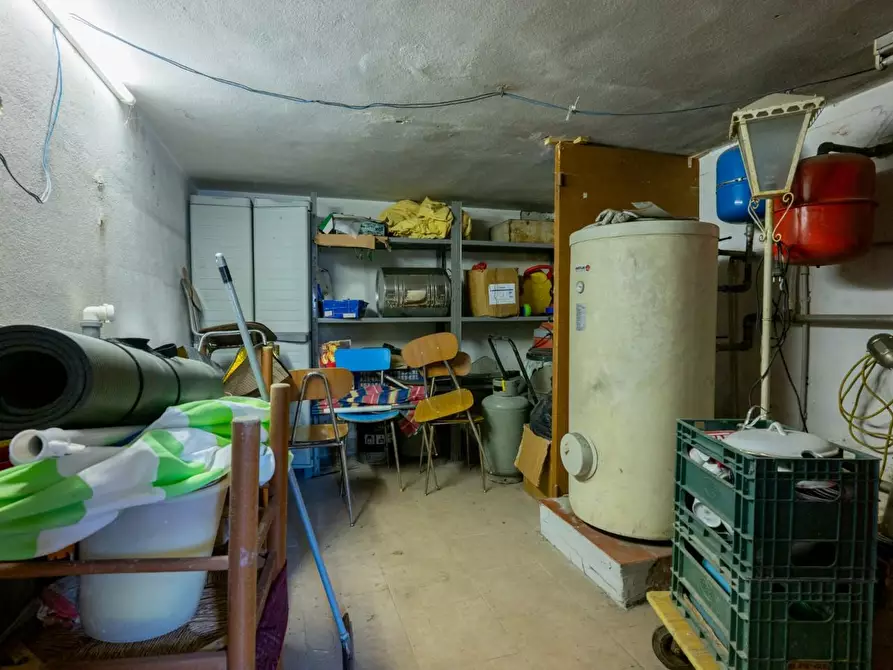 Immagine 50 di Casa bifamiliare in vendita  a Buti