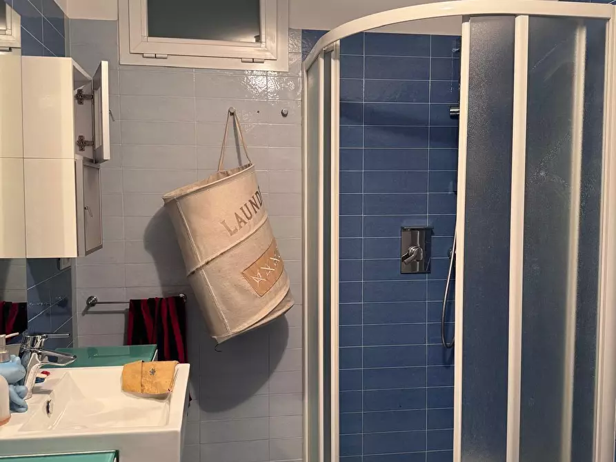 Immagine 35 di Villetta a schiera in vendita  a Massa