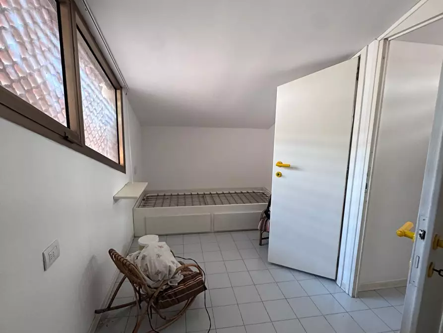 Immagine 29 di Villetta a schiera in vendita  a Massa