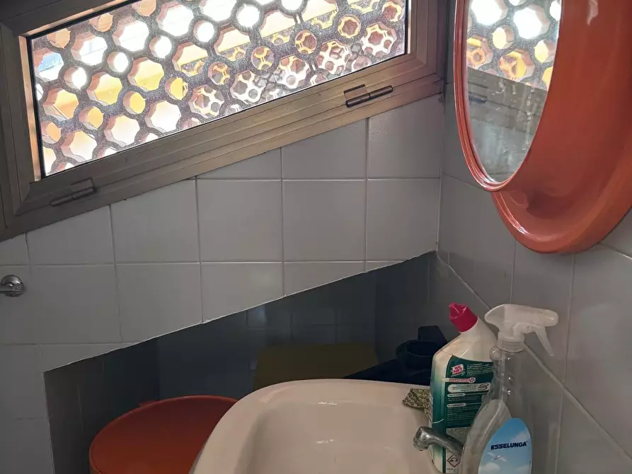Immagine 31 di Villetta a schiera in vendita  a Massa