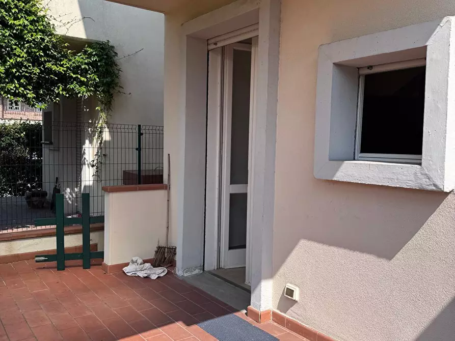 Immagine 5 di Villetta a schiera in vendita  a Massa