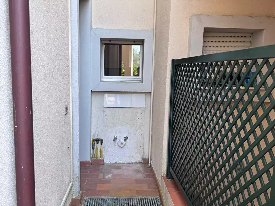Immagine 16 di Villetta a schiera in vendita  a Massa