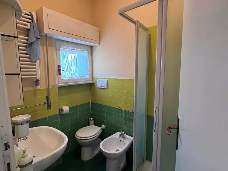Immagine 27 di Villetta a schiera in vendita  a Massa
