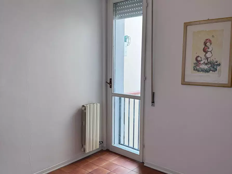Immagine 26 di Villetta a schiera in vendita  a Massa