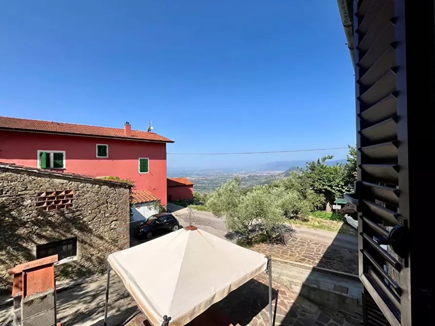 Immagine 33 di Casa semindipendente in vendita  a Larciano
