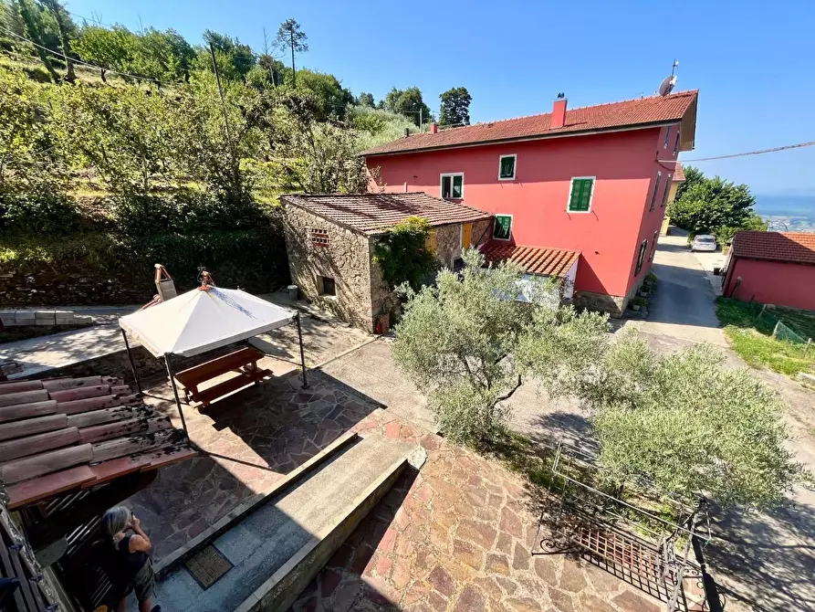 Immagine 37 di Casa semindipendente in vendita  a Larciano