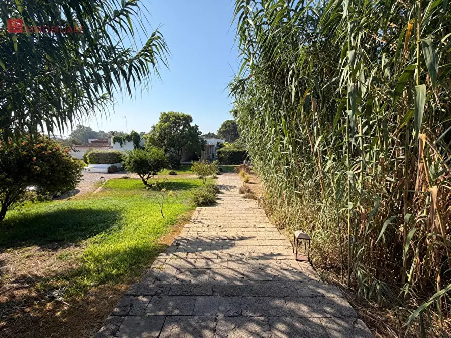 Immagine 91 di Albergo/B&B/Residence in vendita  a Gallipoli
