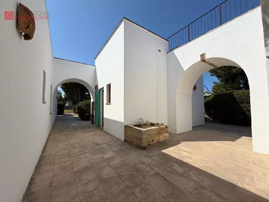 Immagine 78 di Albergo/B&B/Residence in vendita  a Gallipoli