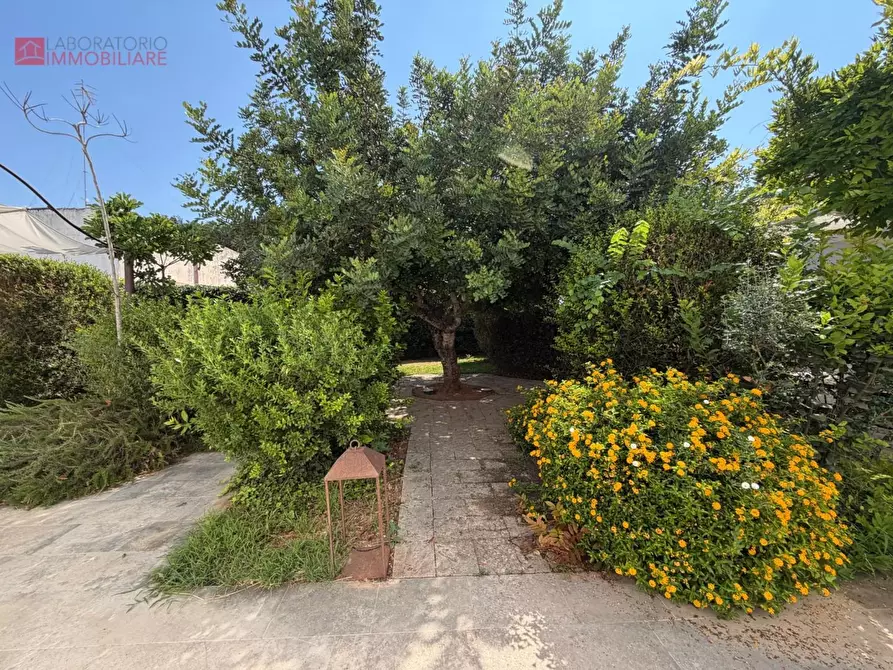 Immagine 111 di Albergo/B&B/Residence in vendita  a Gallipoli